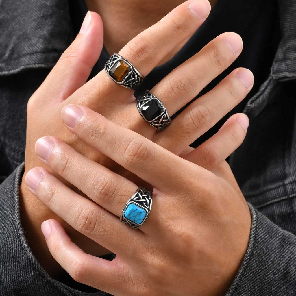 Vintage Black Stone Signet Ring