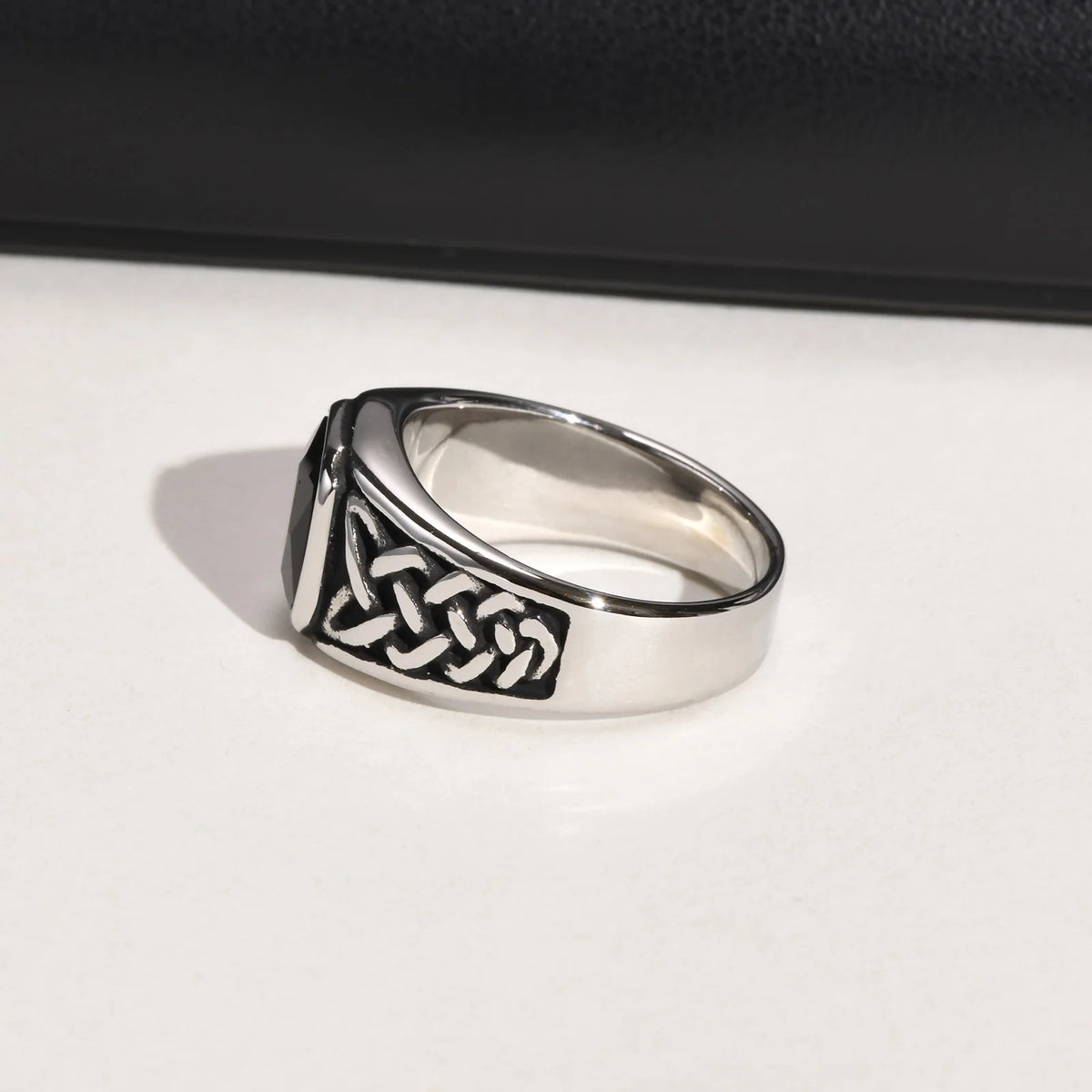 Vintage Black Stone Signet Ring